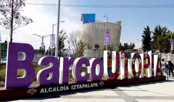 BarcoUtopía.jpeg