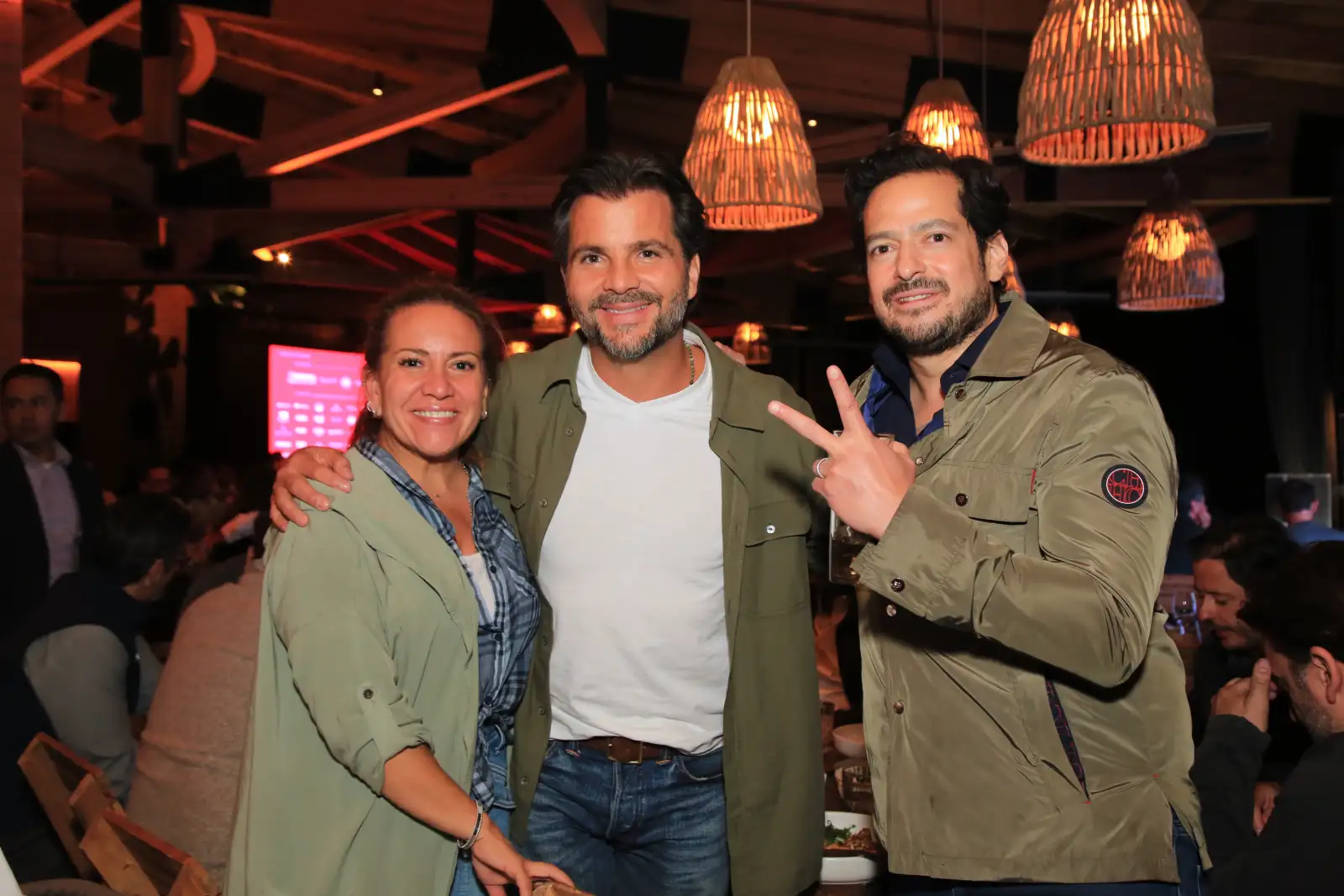 Margarita Amione, Rafael Pacchiano y Francisco Ávila 
