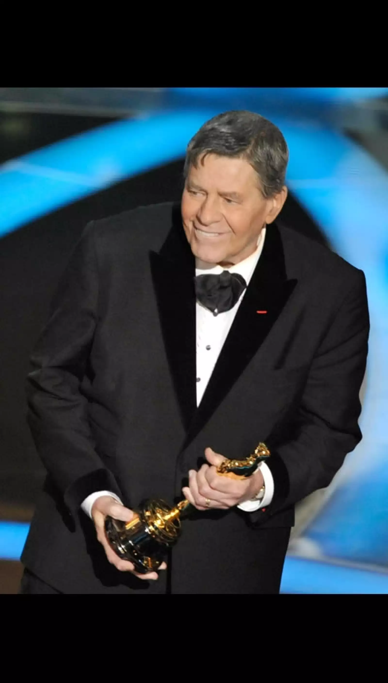 El tres veces anfitrión Jerry Lewis tuvo que improvisar cuando fue presentador de los  premios de la Academia en 1959