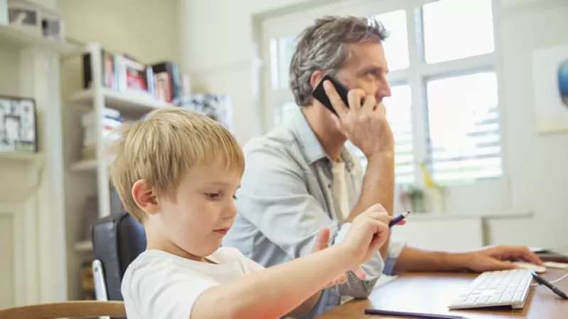 Teléfono padre e hijo