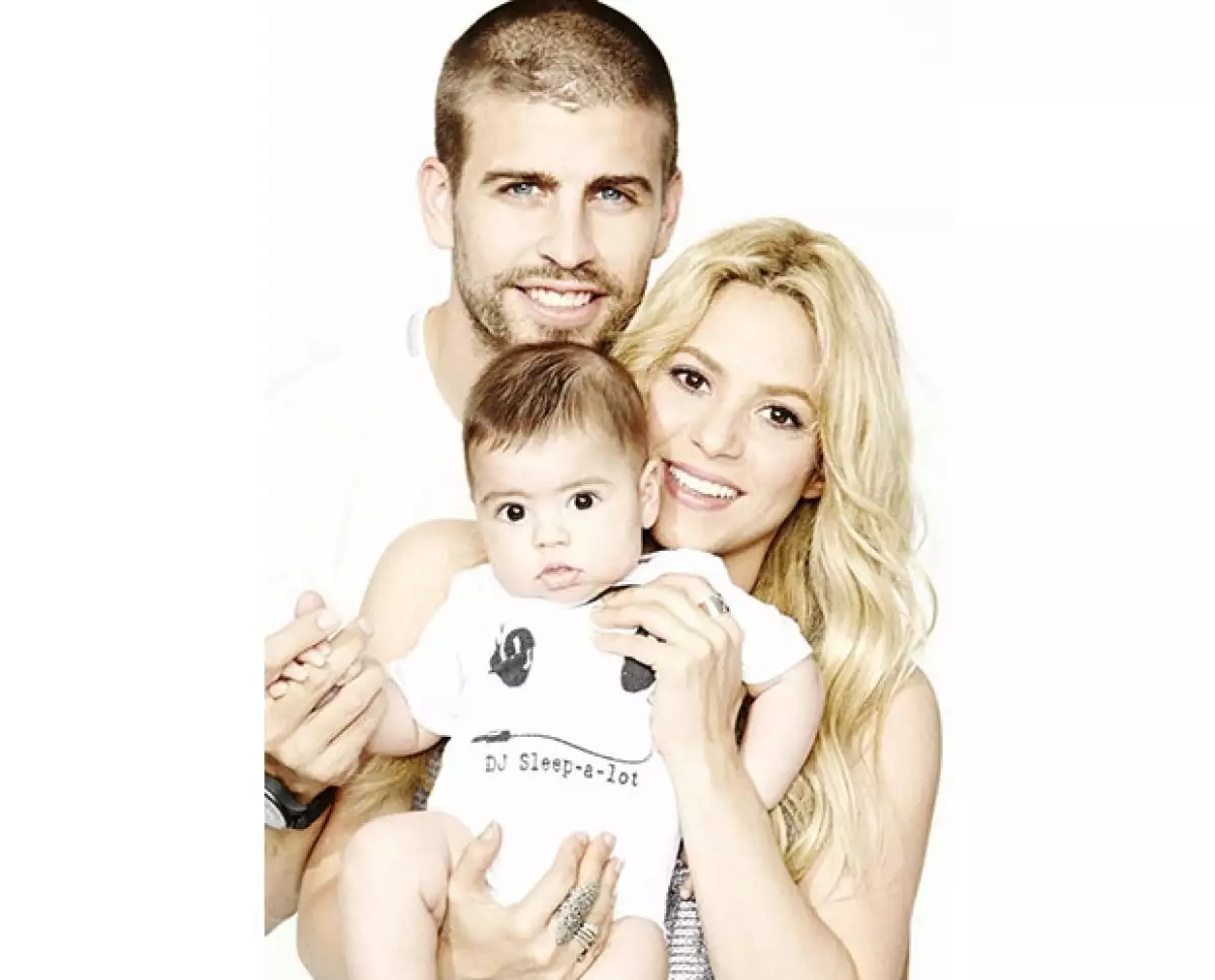 Es el primer año que Gerard Piqué celebra el día del padre, a lado de Milan de casi 6 meses y con Shakira, quien lo felicitó por medio de las redes sociales.