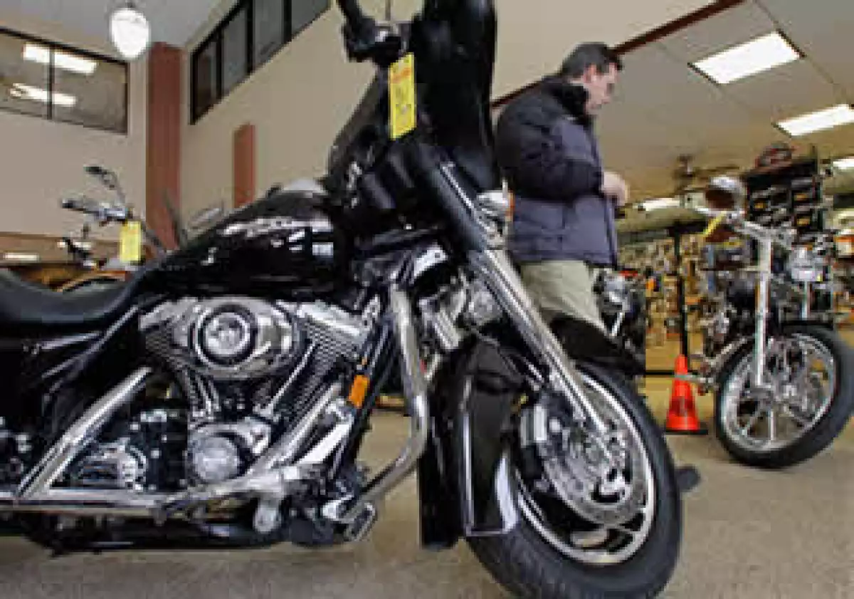 Harley-Davidson anunció que aumentaría los envíos de vehículos en 2011, anticipándose a ventas minoristas más firmes. (Foto: AP)