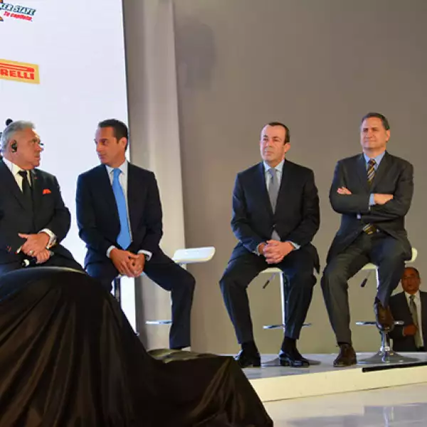 Vijay Mallya,Carlos Slim,Francisco Maza y Alejandro Soberón.