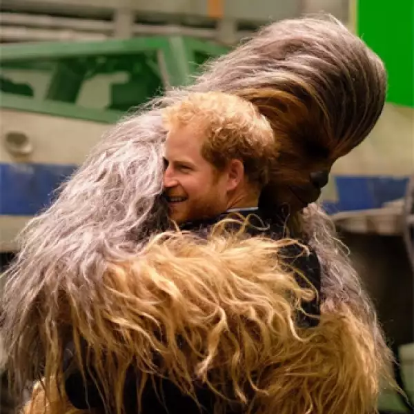 El príncipe Harry y Wookiee