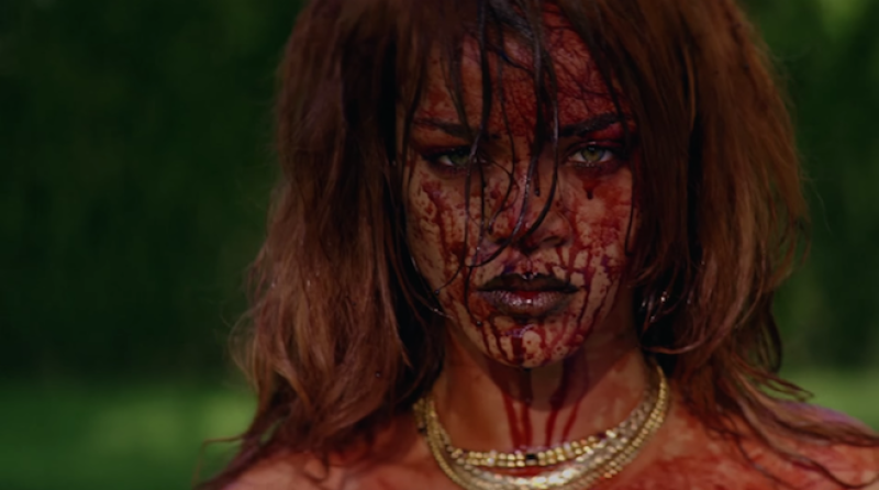 RiRi estrena nuevo videoclip y resultó ser súper sangriento, además, Ewan McGregor hace un Lumiere a la mexicana y Bradley Cooper, Amy Poehler y Paul Rudd como no los veías hace 14 años.