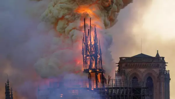 Incendio Notre Dame-14