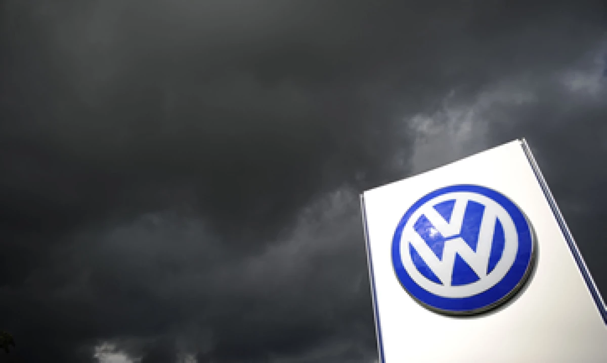 La marca solicitó a los autos modelos 2010 a 2014 actualizar los sistemas en sus equipos antes de realizar las inspecciones de emisiones (Foto: Getty Images/Archivo )