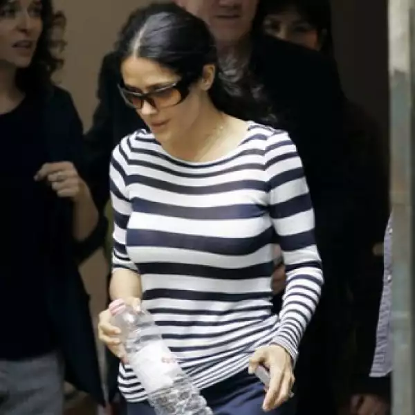 Este sábado, Salma y François-Henri fueron vistos saliendo del teatro La Fenice.