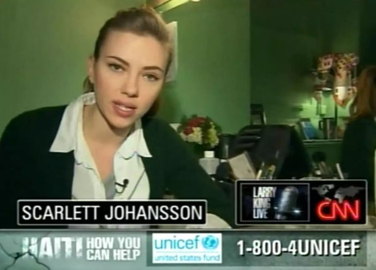 La actriz ha puesto al alcance del mejor postor una cita con ella tras el estreno de su obra de teatro `A View From the Bridge´ y así brindar su apoyo al país caribeño.