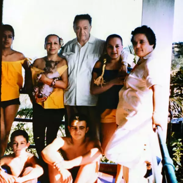 Diego Rivera con la familia de Dolores Olmedo.