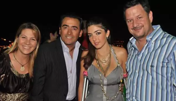 Jaqueline Carrillo, Adal Ramones, Lisette García y Alonso Treviño en el cocktail.