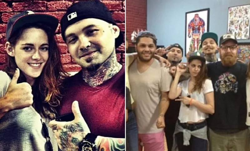 La actriz se puso una figura en la muñeca, sin embargo, el diseño de la misma todavía no ha sido revelado.