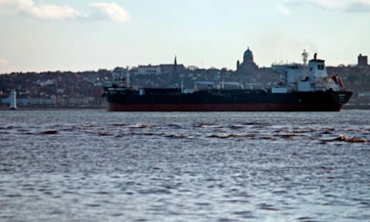 Barcos-petroleros-02