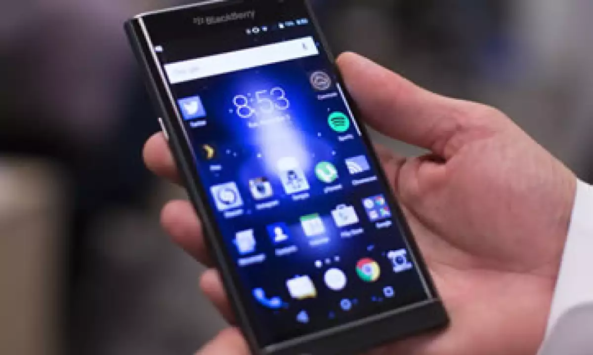 Los críticos cuestionaron el alto precio del equipo. (Foto: Getty Images)