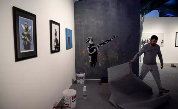 CHILE-ART-BANKSY