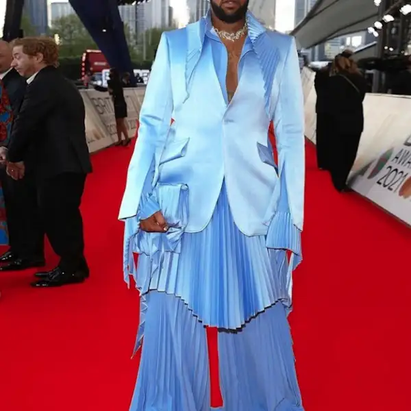 Mnek.jpg