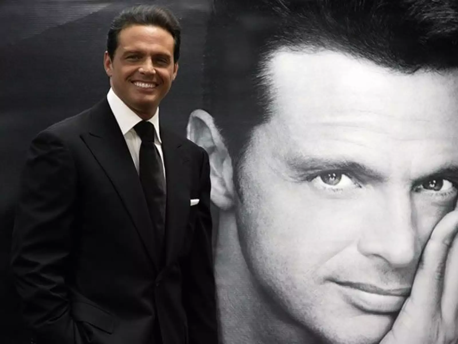 Luis Miguel se presenta este miércoles en el WaMu Theatre de Seattle, con lo que da inicia a su gira Cómplices con la que recorrerá 40 ciudades del mundo.