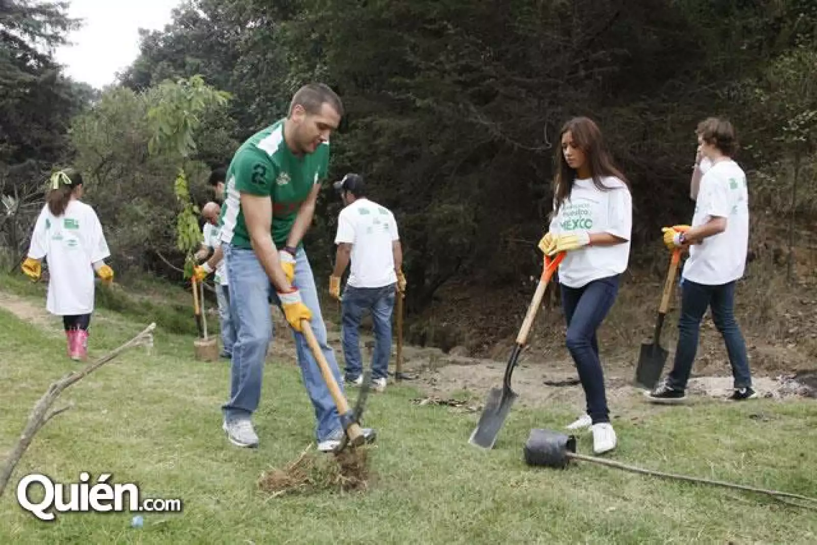 Jorge Emilio González y María Couttolenc