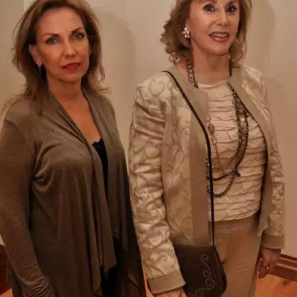 Silvia Treviño de González y Lucila Araico