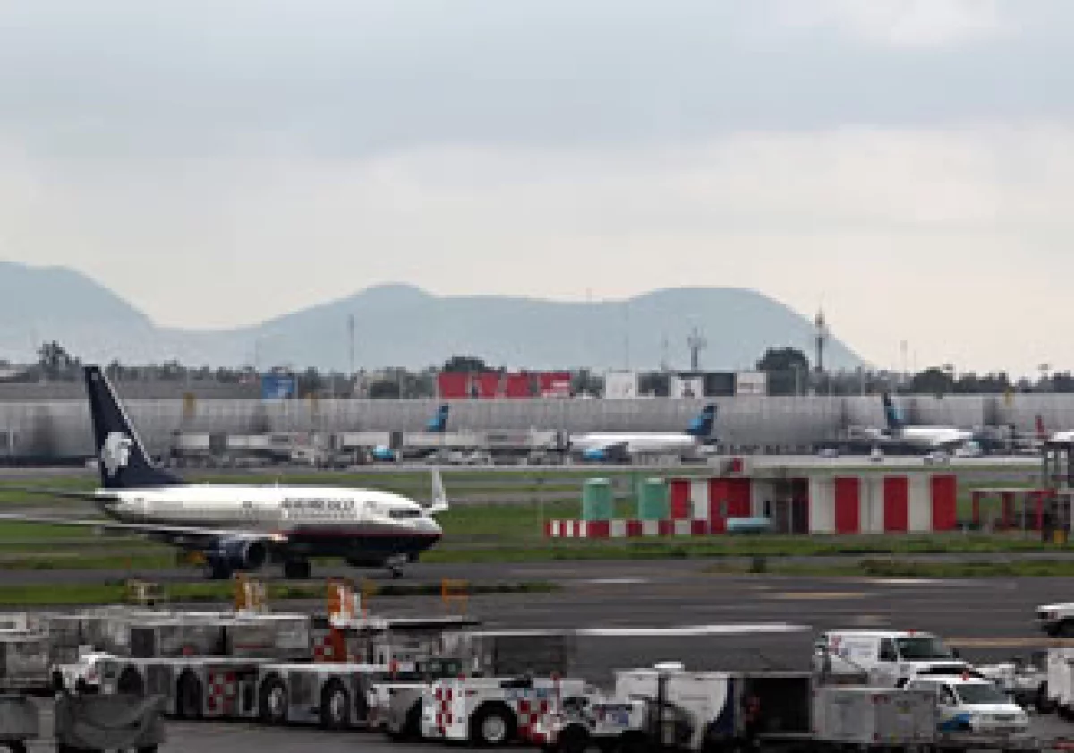 En el primer semestre del año pasado, el aeropuerto movilizó 146,000 toneladas. (Foto: Notimex)