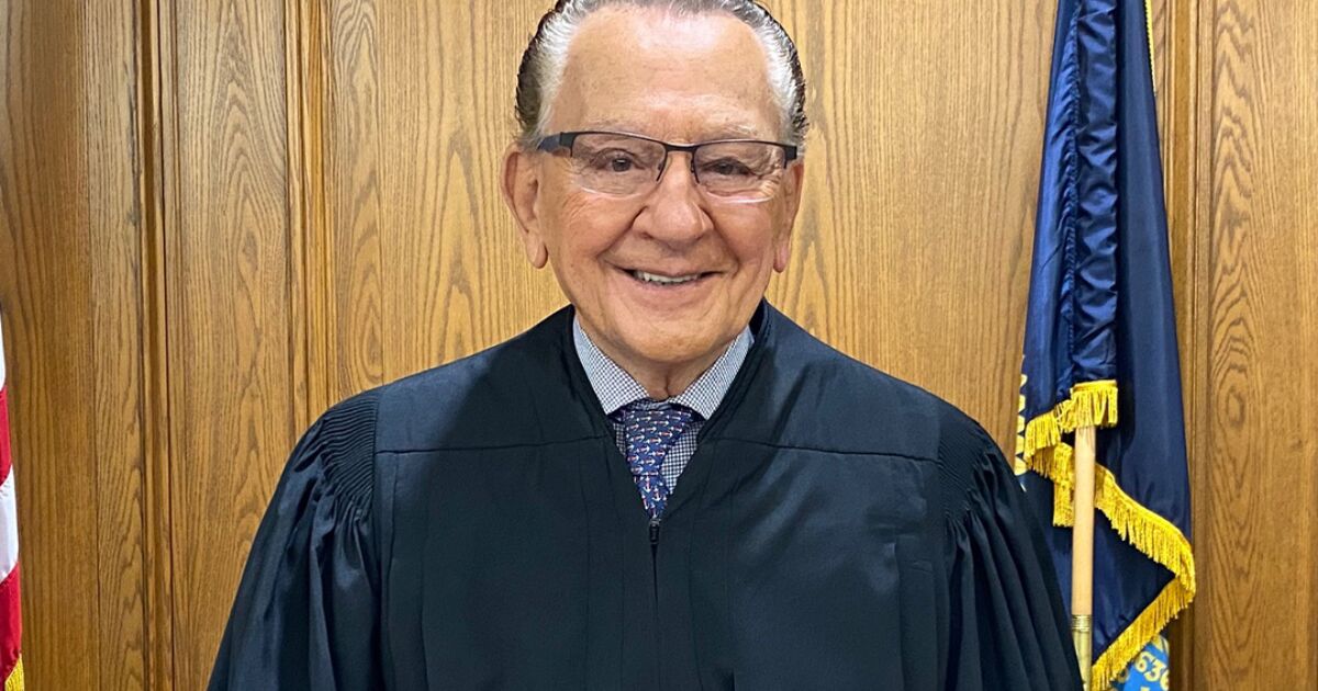 Frank Caprio, “Dünyanın en dost canlısı yargıç” ve ağ fenomeni ne öldü?