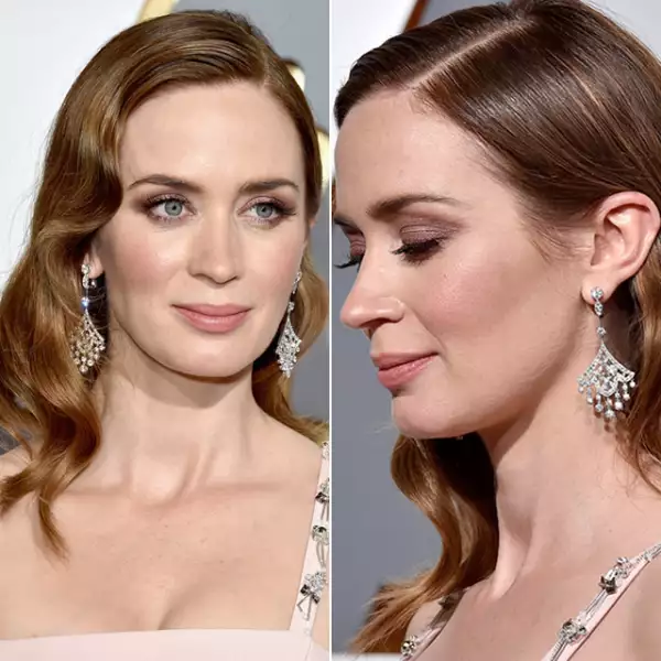 Emily Blunt tenía un pregnant glow maravilloso, que junto con sus ondas en el pelo tipo Old Hollywood, las sombras metálicas y labios nude, hicieron que luciera mejor que nunca.