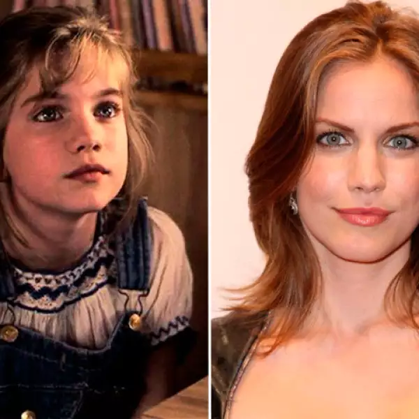 Anna Chlumsky, protagonista de Mi primer beso, atrapó la atención del público por su carisma y su belleza.  No obstante, no tuvo éxito en sus posteriores proyectos y se alejó del cine y se graduó en Estudios Internacionales en Chicago.