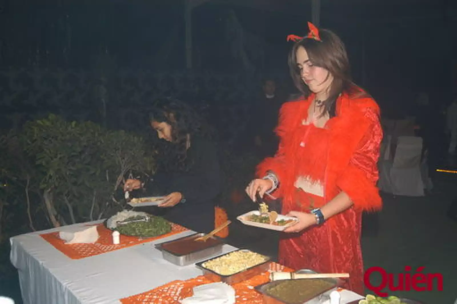 Karla Licea, Elena Moyano