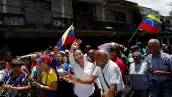 La líder de la oposición venezolana, Maria Corina Machado, participa durante una marcha antes de las primarias presidenciales de octubre, en Caripito, estado de Monagas, Venezuela, el 28 de marzo de 2023.