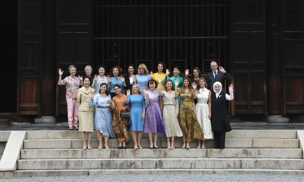 el Club de las Primeras Damas y el Primer Caballero