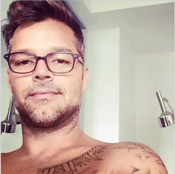 Ricky Martin también es fan de las selfies.