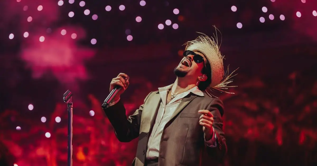 Bad Bunny iniciará su gira de conciertos DeBÍ TiRAR MáS FOToS World Tour