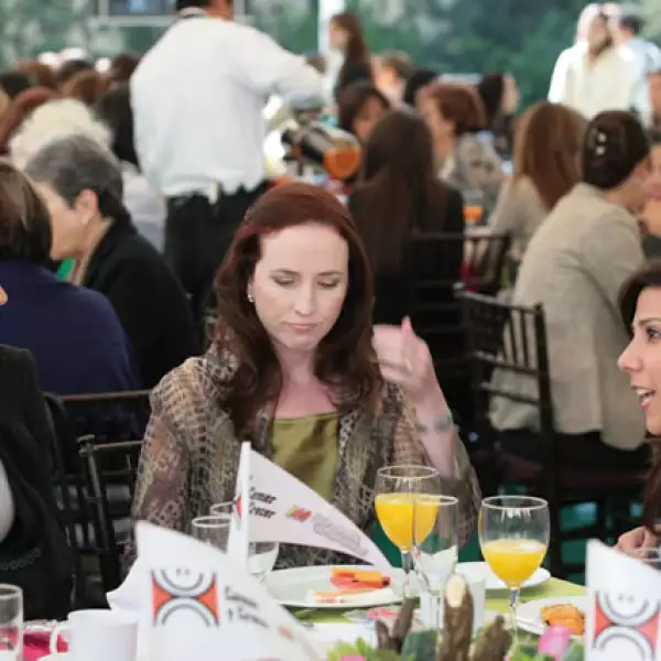 Desayuno Comer y Crecer