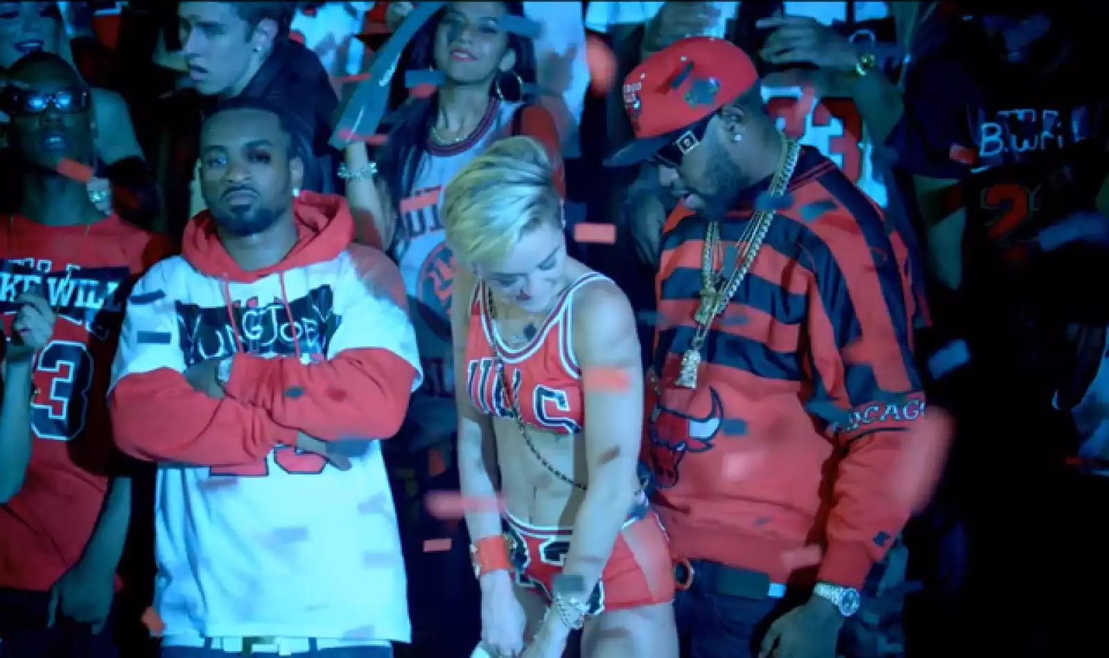Se dice que Miley podría estar iniciando una relación con el rapero Mike Will Made It.