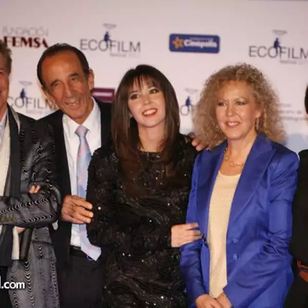 Emmanuel,Manuel Arango,Giovanna Acha, Mercedes Alemán,Pilar Ramírez