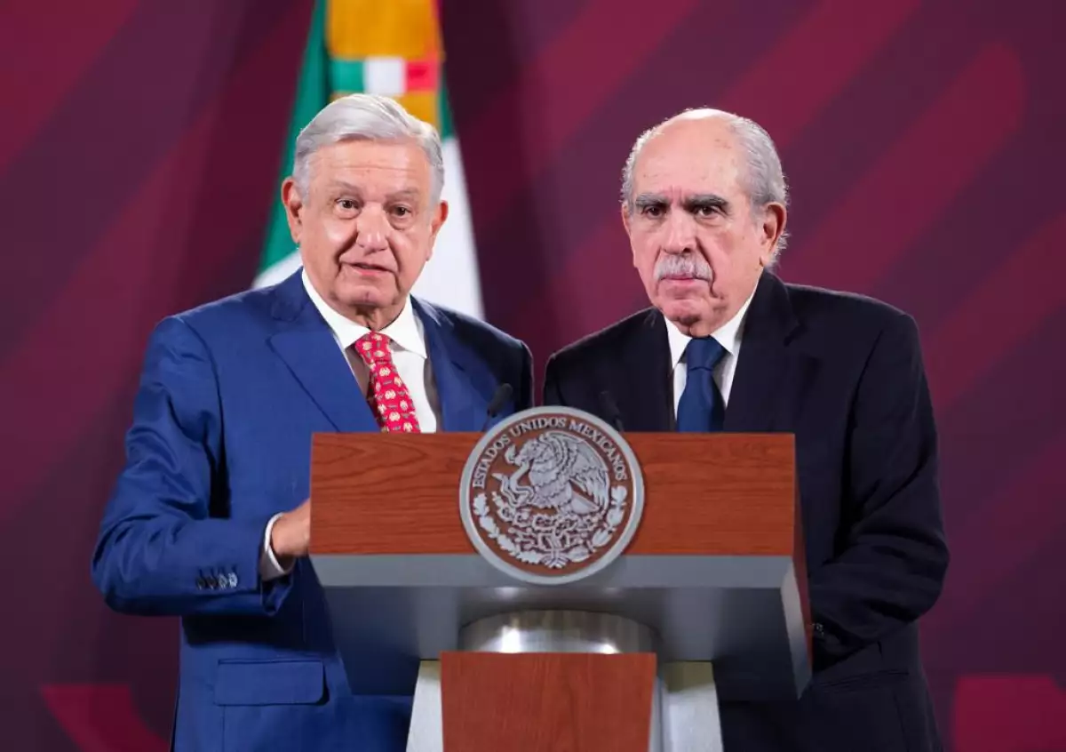 AMLO-Pablo-gomez.jpeg