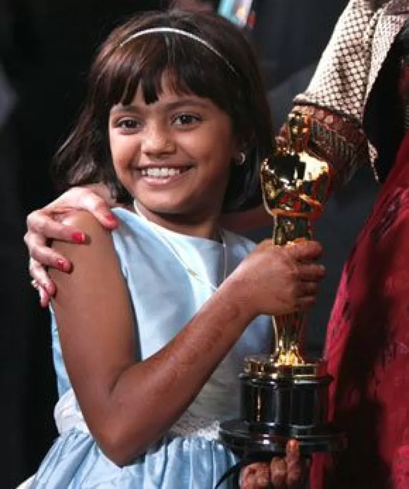 La policía de la India finalizó la investigación contra el padre de una de las protagonistas de la película "Slumdog Millionaire", por una supuesta venta de la menor a un jeque.