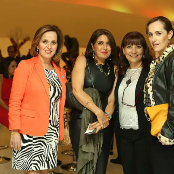 Pilar Fenández, Carolina Silva, Rocío de Santiago e Irasema Acevedo