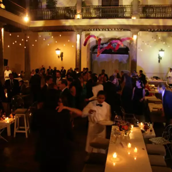 Boda León Kruauze y Erika Portillo.