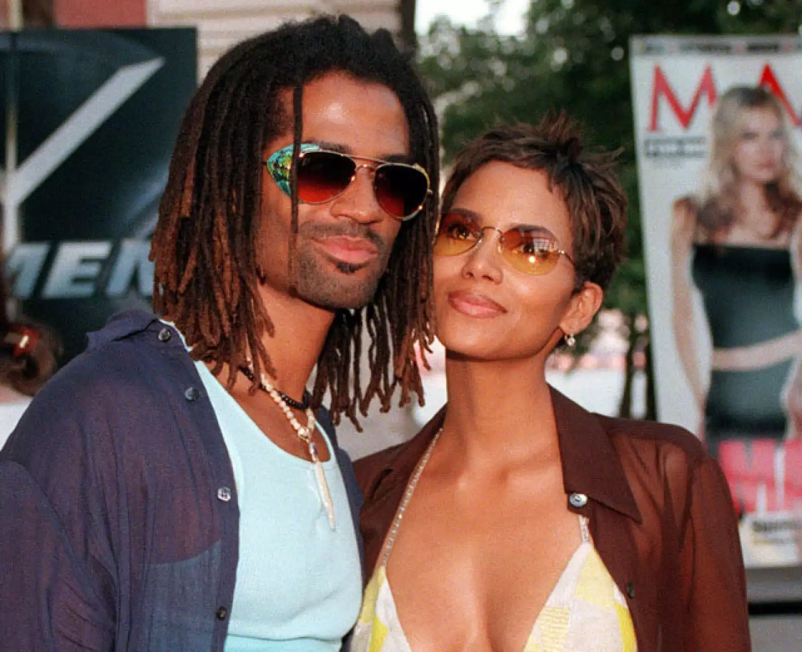 Halle Berry y Eric Benet. La actriz ya estaba divorciada previamente cuando conoció al músico. Se casaron en 2001 pero la adicción al sexo que sufría él les provocó problemas de infidelidad, al final terminaron separándose cuatro años después.