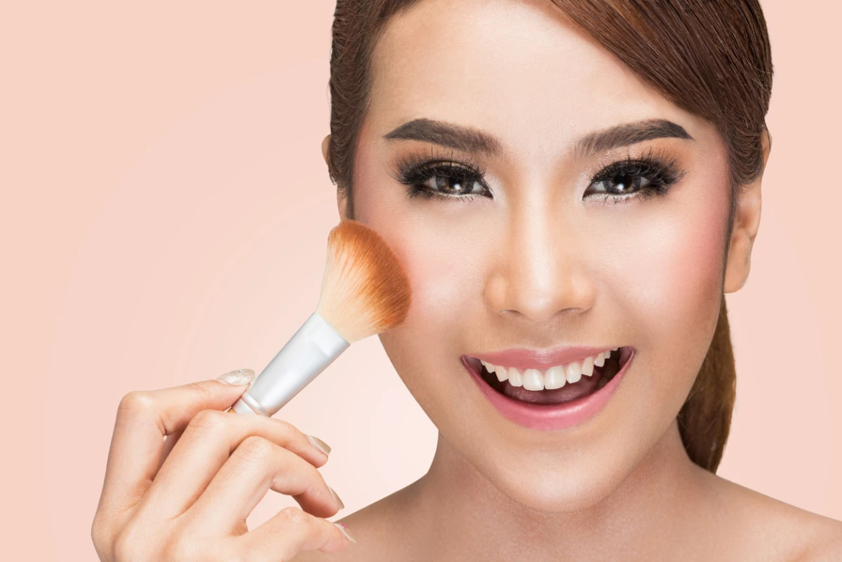Coreana con maquillaje
