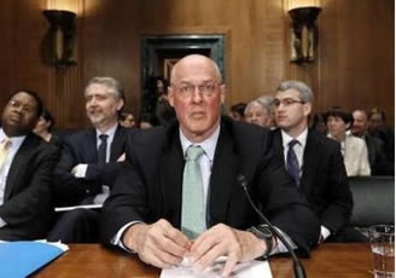 Henry Paulson defendió una mayor regulación financiera pero sin sofocar la innovación en los mercados. (Foto: Reuters)