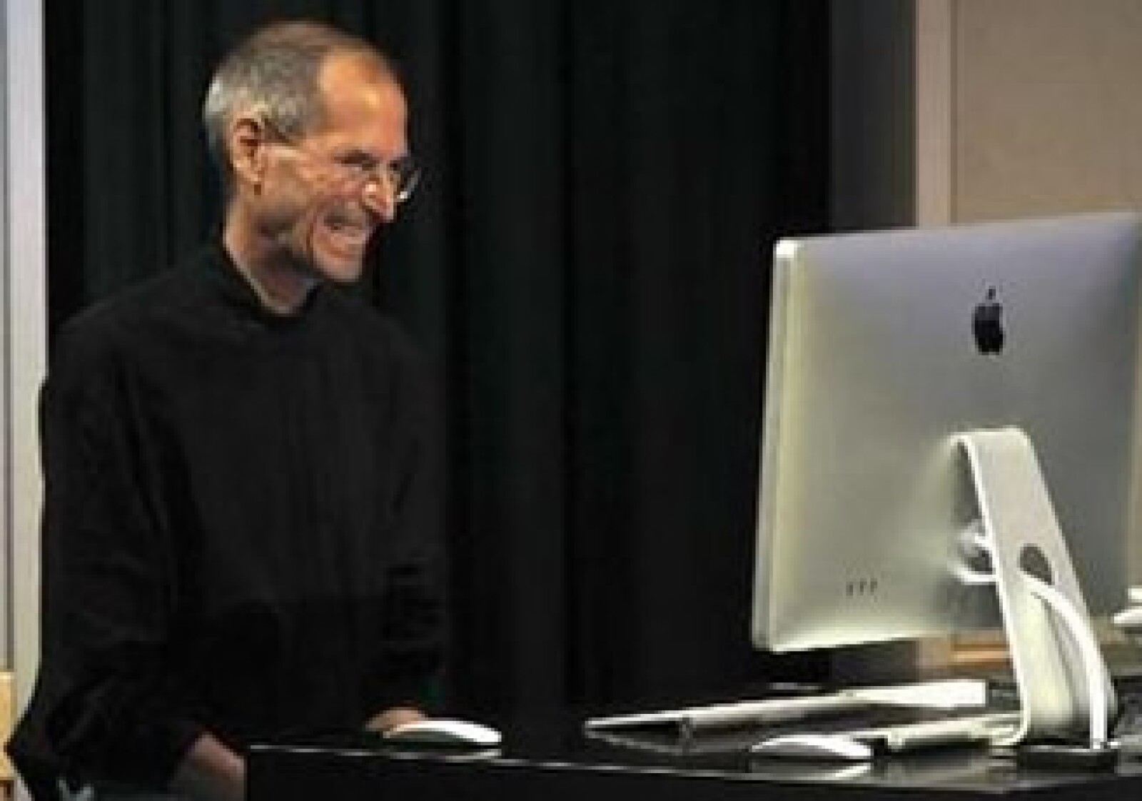 ¿A dónde vuela el jet de Steve Jobs?