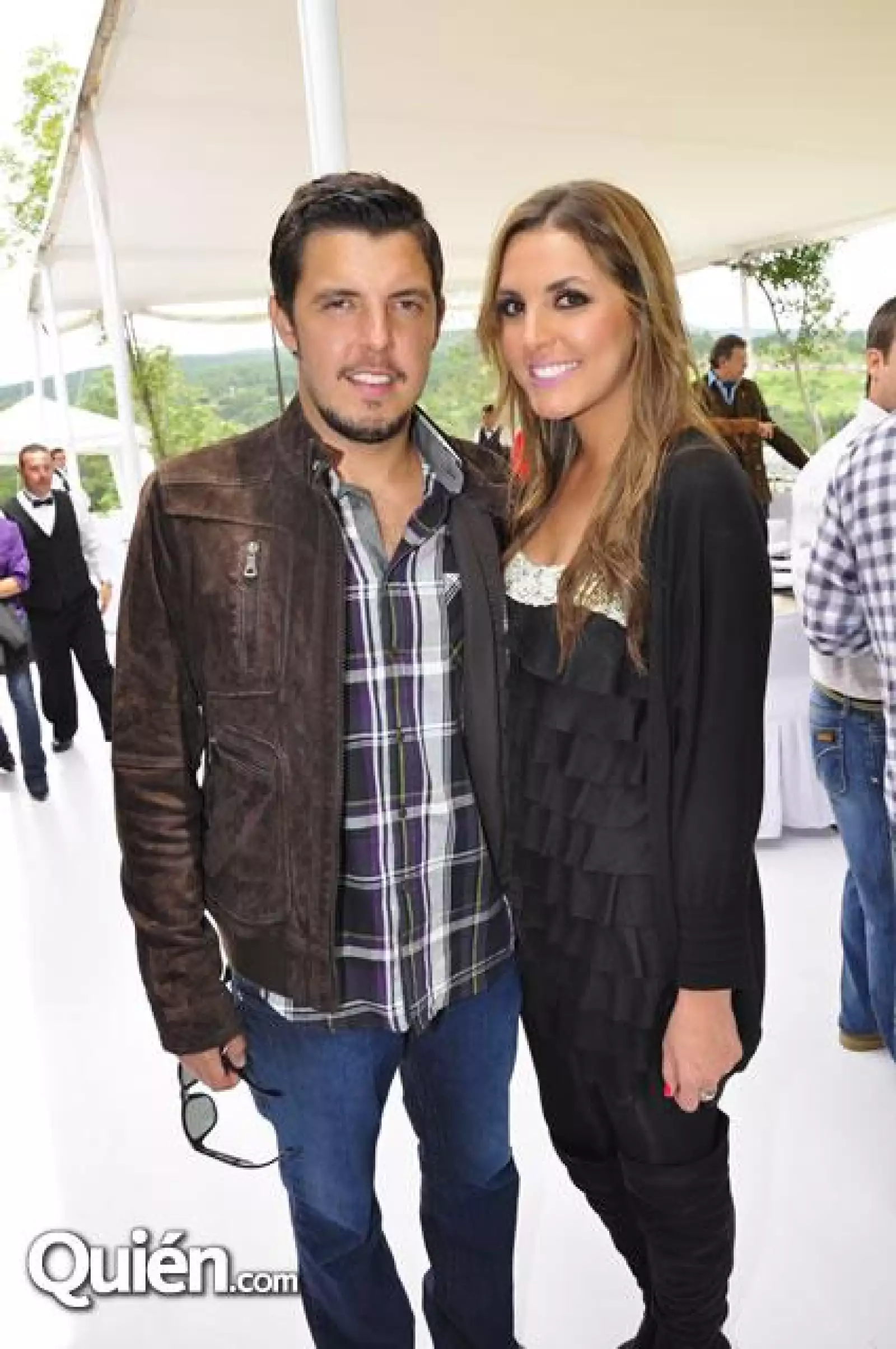 Civil Bety Vega y Rene Palme