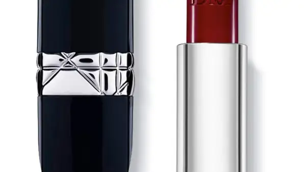 Dior: Rouge Dior Couture Colour Voluptuous Care Lipstick en tono 5th Avenue. dior.com Precio en punto de venta.