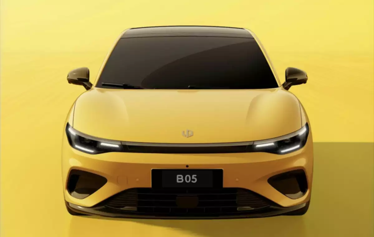 GM importa, Ford aprende y Stellantis se casa con una marca china: así va la batalla por los eléctricos