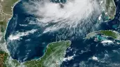 Los ciclones tropicales reciben un nombre oficial cuando alcanzan la categoría de tormenta tropical, de acuerdo con las listas establecidas para cada temporada.
