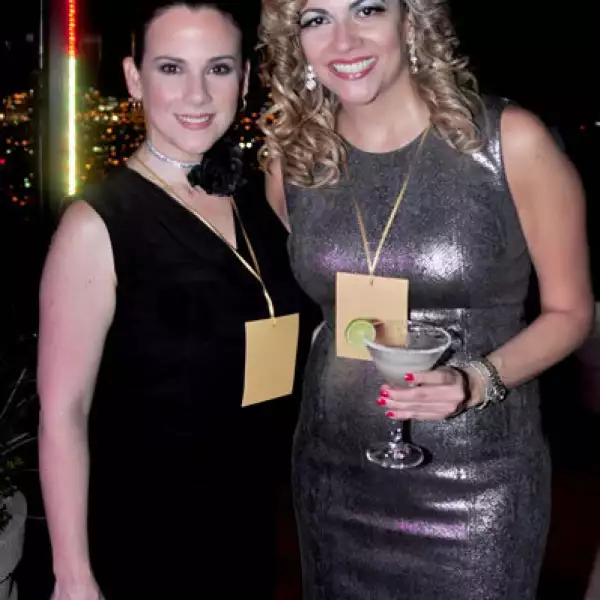 Celina Garza y Laura Garza