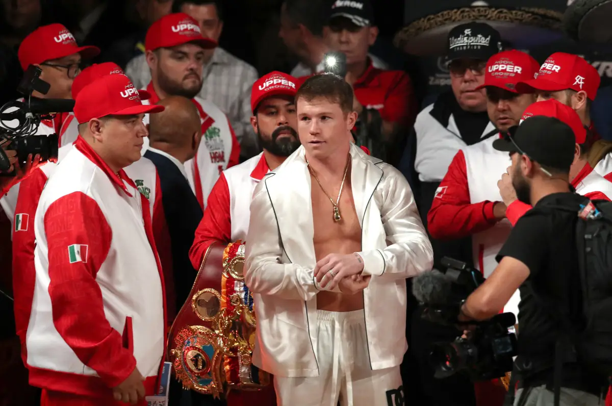 cuanto-gana-el-canelo-por-pelea