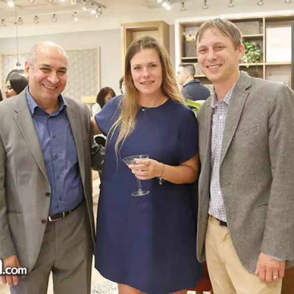 Adel Ashry,Kari Hazelton y Josh Geurisen